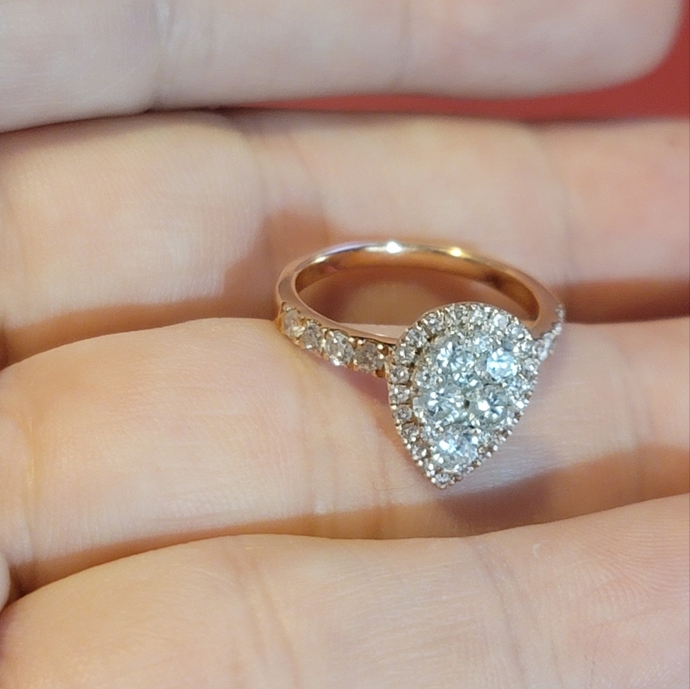 14kt Gold & Diamonds Ring 6.5 - Picture 10 of 12